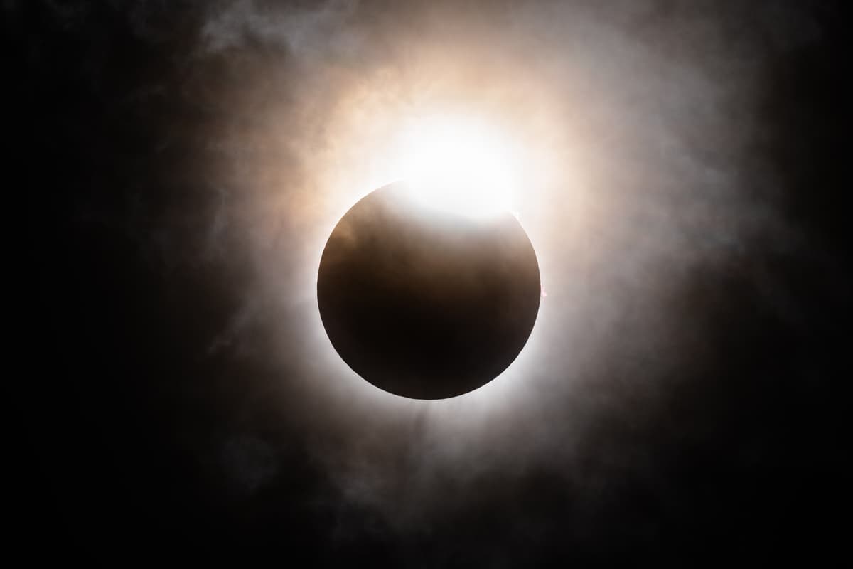 Bwindi Solar Eclipse 2027 | Partial Eclipse + Gorilla Trekking Uganda`